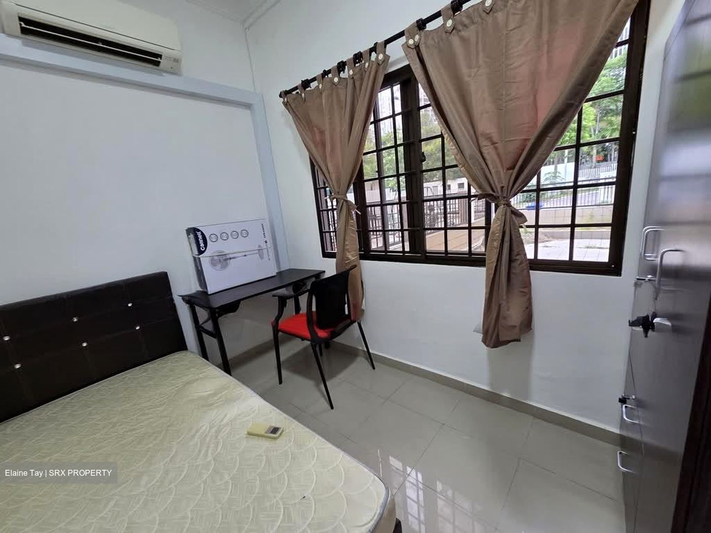 East Coast Road (D15), Terrace #568775231